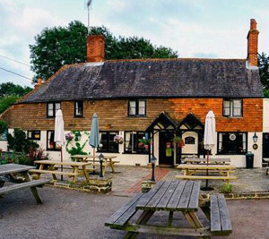 Queens Head pub - Barns Green